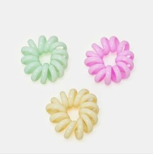 3 large hair tie coils